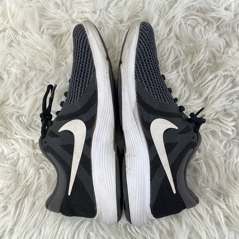 NIKE Wmns Revolution 4 'Anthracite' Size 8.5 - Picture 7 of 10